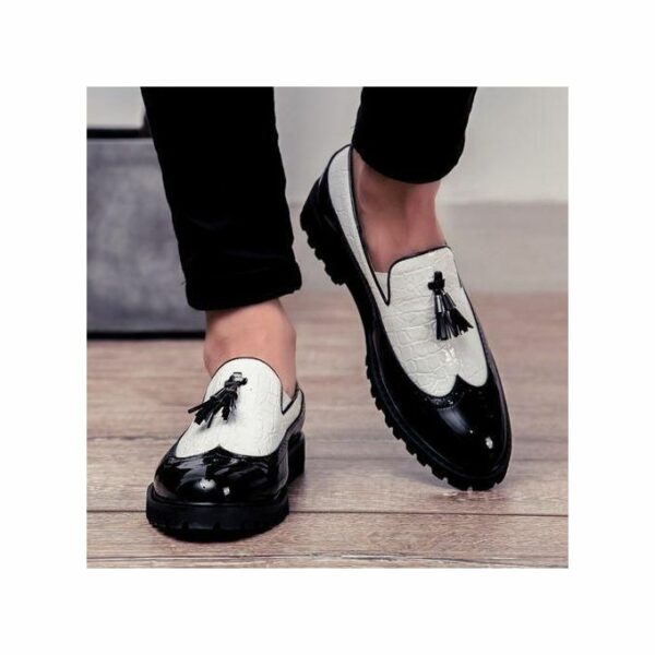 Banagat Glossy Tassel Brogue - Image 2